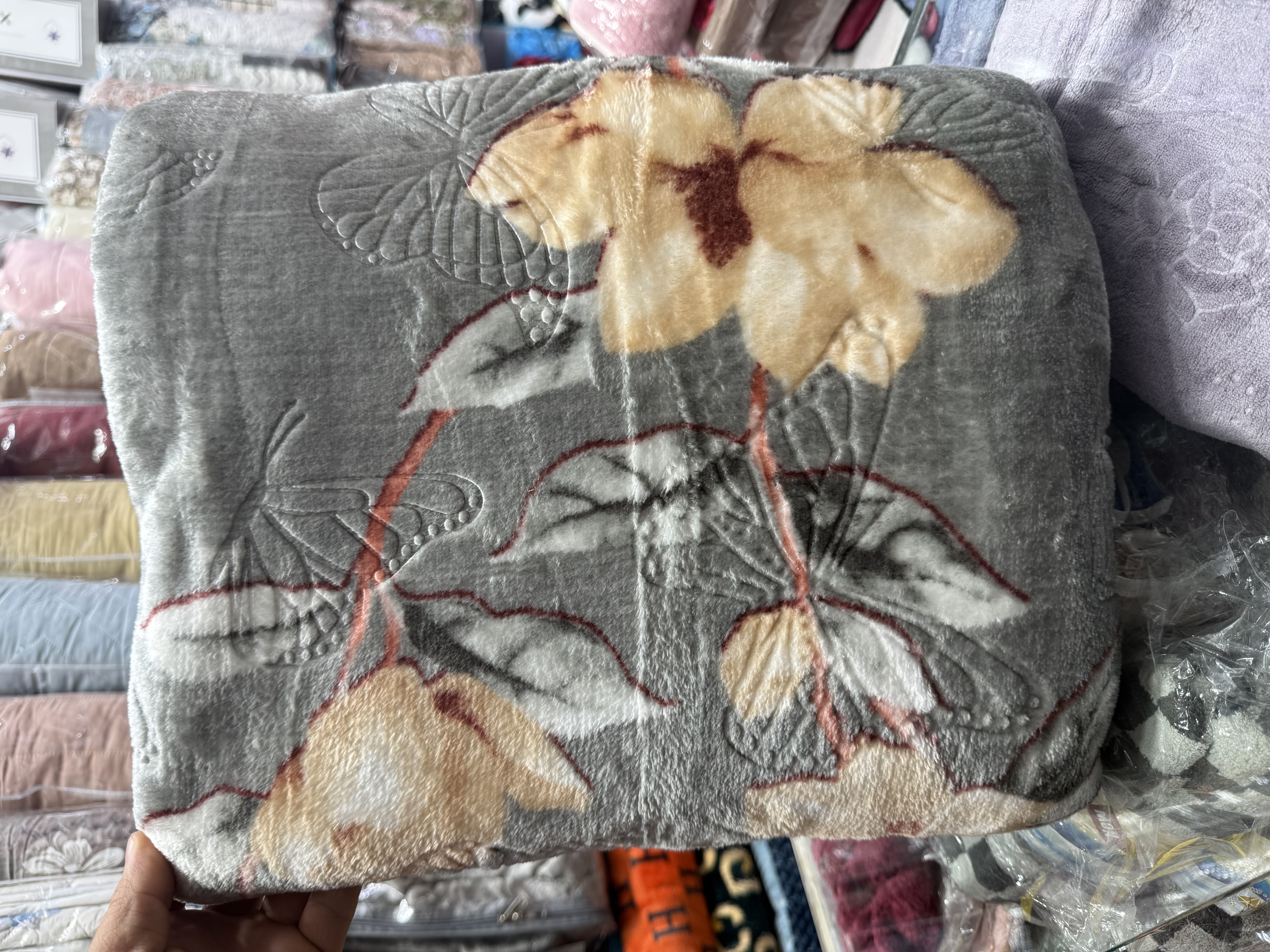 پتو دونفره چهارفصل ابریشمی